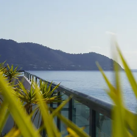 Marins - Adults Only