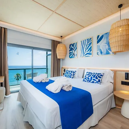 Marins - Adults Only