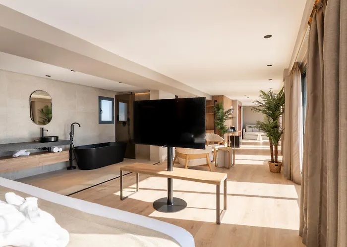 Marins - Adults Only 4* Кала-Мільор