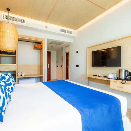 Marins - Adults Only