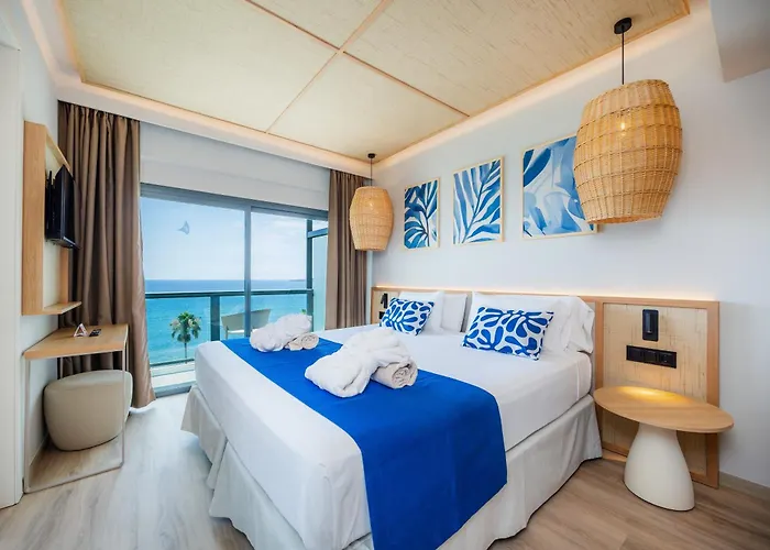 Marins - Adults Only