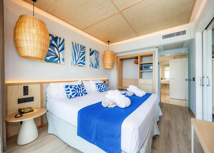 Marins - Adults Only