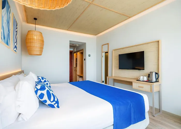 Marins - Adults Only 4*