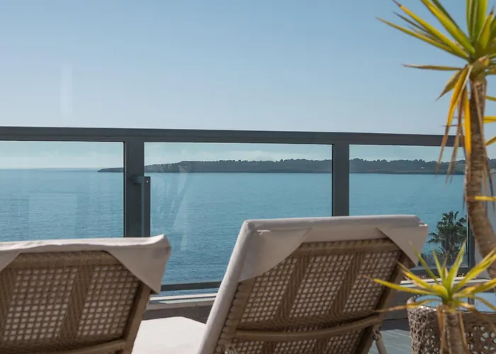 Marins - Adults Only 4*